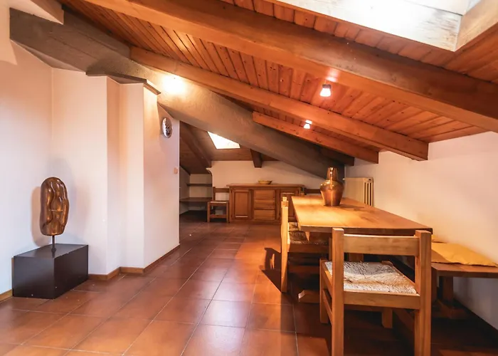 Apartment Art Haven *